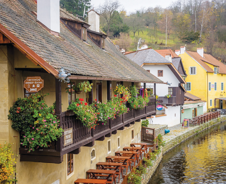 DN627_DDDT021015_Czech-2