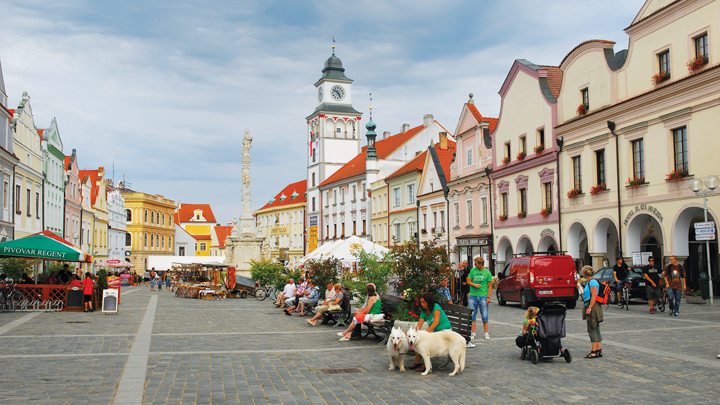 DN627_DDDT021015_Czech-3
