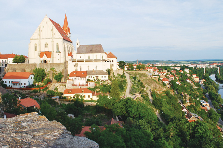 DN627_DDDT021015_Czech-7