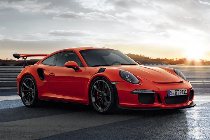 DN628_XH091015_VIMS-2015-Porsche-6