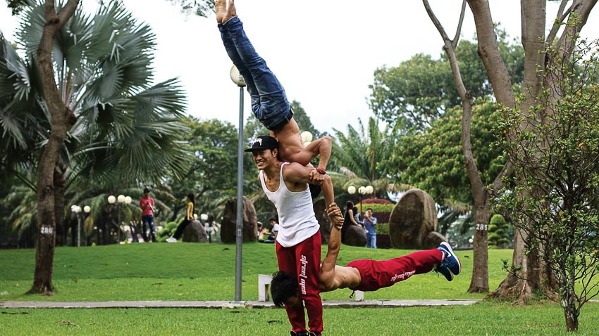 DN735-Calisthenics-tap-the-thao-nhu-lam-xiec-Songkhoe-2017-1